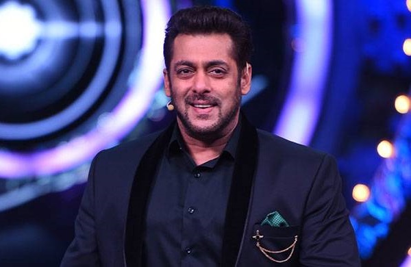 Trade Analyst Predicted Tiger Zinda Hai'S 1St Day Numbers. Will It Beat Happy New Year Opening? 2 Trade Analyst Predicted Tiger Zinda Hai's 1st Day Numbers. Will It Beat Happy New Year Opening? - RVCJ Media