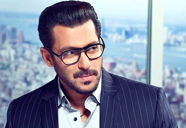 These 2 Bollywood Superstars Made It To Forbes List Of World’s Top 10 Highest Paid Actors - RVCJ Media