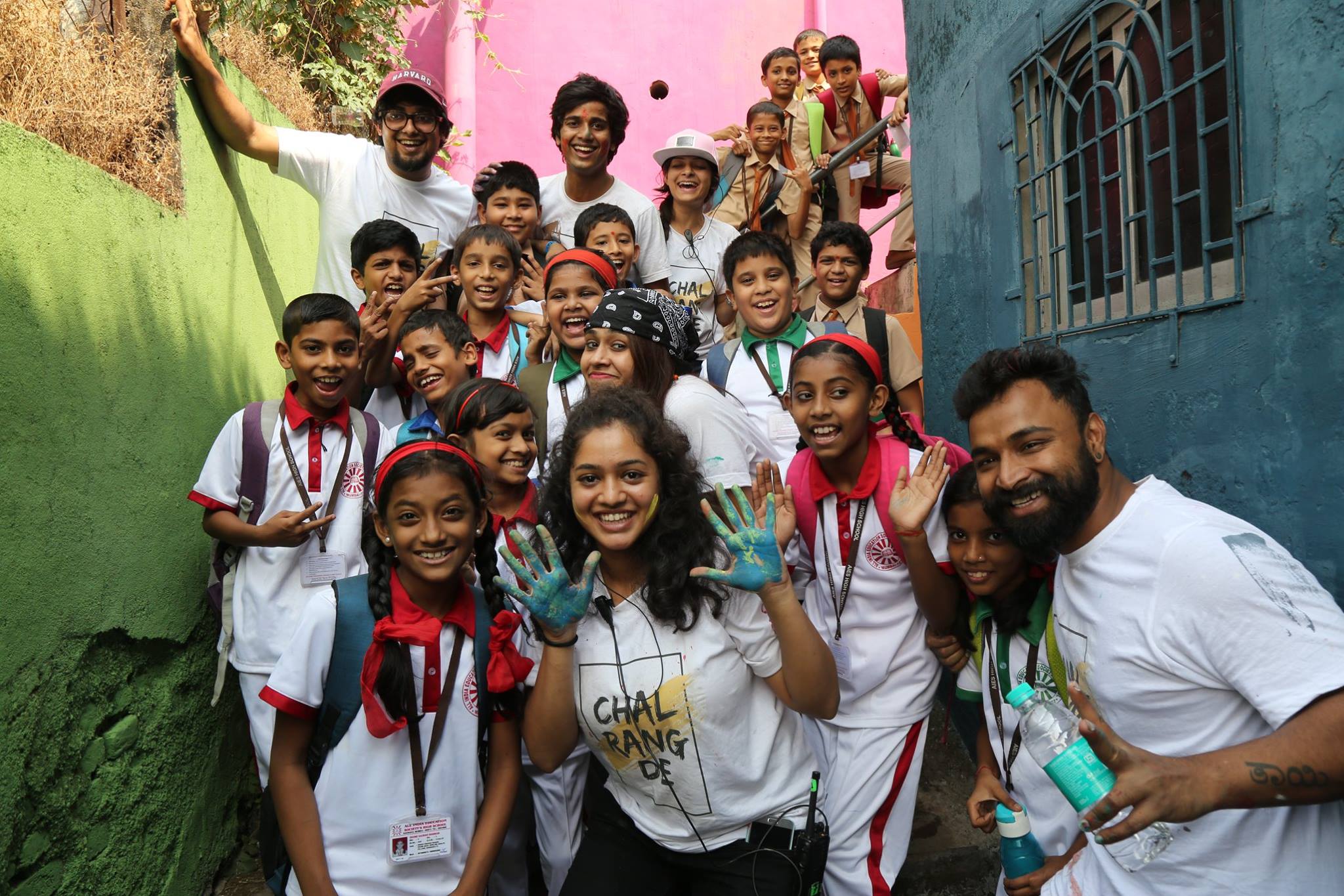 Mumbai'S Asalpha Slum Looks No Less Than A Colourful Italian Village Now. This Is How It Happened 4 Mumbai's Asalpha Slum Looks No Less Than A Colourful Italian Village Now. This Is How It Happened - RVCJ Media
