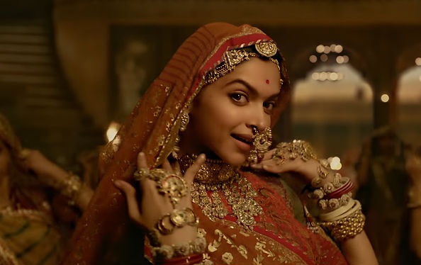 Forget Deepika’s Fee For “Padmaavat”; Here Is What Priyanka Demanded For “Bharat” 2 Forget Deepika’s Fee For “Padmaavat”; Here Is What Priyanka Demanded For “Bharat” - RVCJ Media