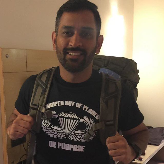 MS Dhoni Had A New Hair Cut & Looks Very Stylish. We Loved It - RVCJ Media