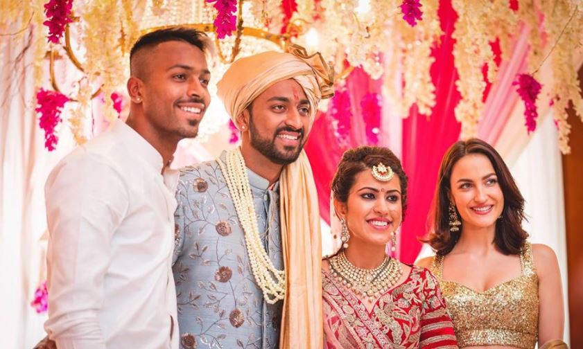 Hardik Pandya Dating This Btown Actress? No, She'S Not Parineeti Chopra 3 Hardik Pandya Dating This BTown Actress? No, She's Not Parineeti Chopra - RVCJ Media