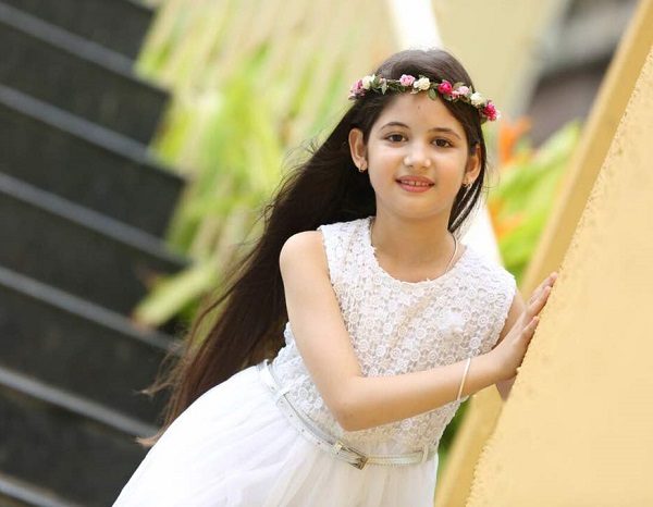 Man Trolled Harshaali &Amp; Said Tzh Broke Bajrangi Bhaijaan’s Record. She Had A Sweet &Amp; Smart Reply 3 Man Trolled Harshaali & Said TZH Broke Bajrangi Bhaijaan’s Record. She Had A Sweet & Smart Reply - RVCJ Media
