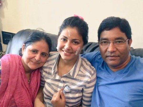 Bigg Boss 11: Hina’s Father Broke Silence For The First Time & Revealed How She Is In Real Life RVCJ Media