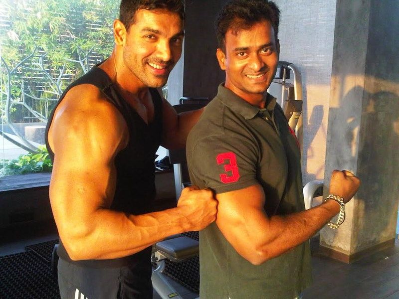 12 Gym Freak Actors Who Need To Join Acting Classes Right Now. It Will Make Their Fans Prouder 3 12 Gym Freak Actors Who Need To Join Acting Classes Right Now. It Will Make Their Fans Prouder - RVCJ Media