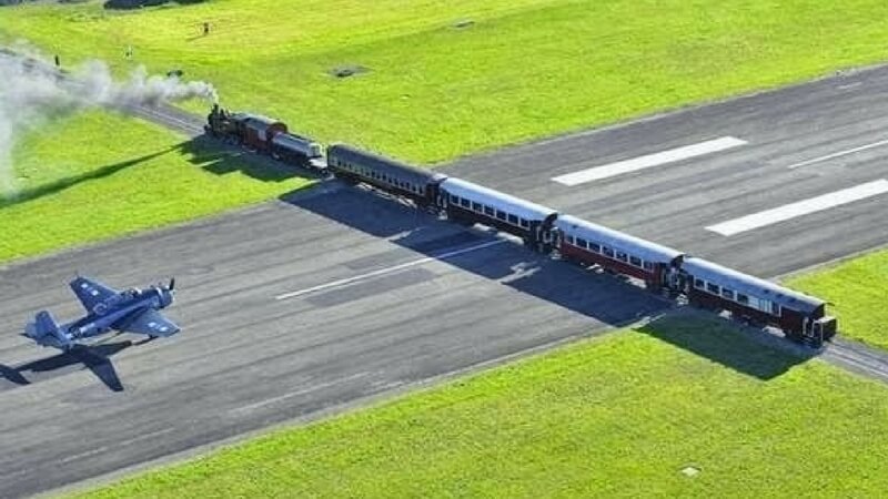 11 Railway Routes That Will Make Your Heart Skip A Beat. Go Only If You Are Brave 12 11 Railway Routes That Will Make Your Heart Skip A Beat. Go Only If You Are Brave - RVCJ Media