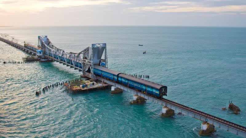 11 Railway Routes That Will Make Your Heart Skip A Beat. Go Only If You Are Brave 5 11 Railway Routes That Will Make Your Heart Skip A Beat. Go Only If You Are Brave - RVCJ Media