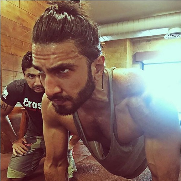 Ranveer Singh’s Transformation Has Left Twitter Speechless. Even Saina Nehwal Commented 2 Ranveer Singh’s Transformation Has Left Twitter Speechless. Even Saina Nehwal Commented - RVCJ Media