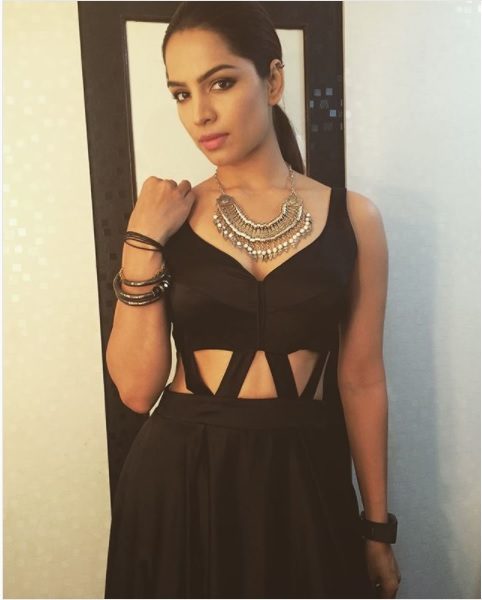 Kumkum Bhagya Actress Shikha Singh Exposed A Cop After He Posted Vulgar Comment On Her Pic 2 Kumkum Bhagya Actress Shikha Singh Exposed A Cop After He Posted Vulgar Comment On Her Pic - RVCJ Media