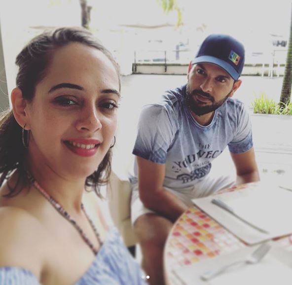 Yuvraj Singh Tried To Troll Wife Hazel Keech, She Trolled Him Back & Took The Best Revenge Ever - RVCJ Media