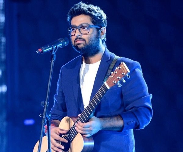 When Arijit Singh Revealed The Text Message He Sent To Salman Khan After 2014 Awards Show Feud - RVCJ Media