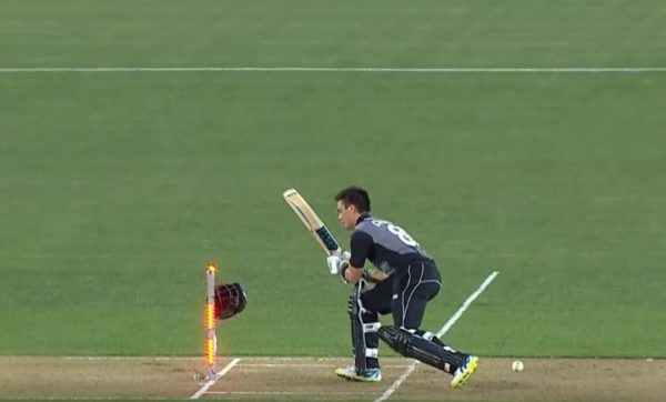 Mother Of Bad Luck. The Way Nz Batsman Got Dismissed Will Make You Sad For Him 5 Mother Of Bad Luck. The Way NZ Batsman Got Dismissed Will Make You Sad For Him - RVCJ Media
