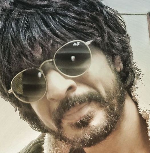 Meet SRK's Lookalike Ibrahim Qadri. He Looks Ditto Like The Star - RVCJ Media