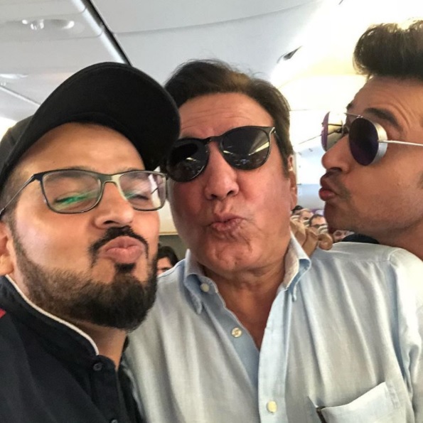 Mahira Forcibly Kissed By Pak Actor Javed Sheikh? Mahira Herself Took To Twitter To Reveal Truth 2 Mahira Forcibly Kissed By Pak Actor Javed Sheikh? Mahira Herself Took To Twitter To Reveal Truth - RVCJ Media