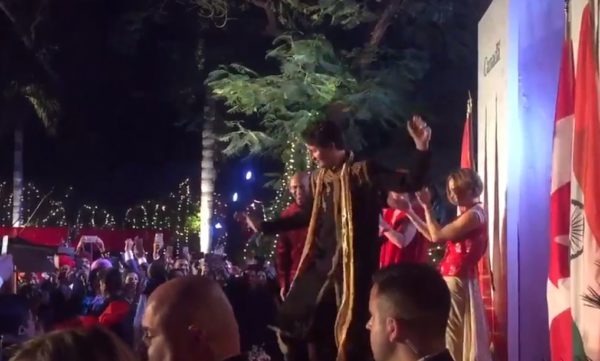 Justin Trudeau Wears Sherwani &Amp; Does Bhangra. Gets Trolled By Canadians Very Badly 3 Justin Trudeau Wears Sherwani & Does Bhangra. Gets Trolled By Canadians Very Badly - RVCJ Media