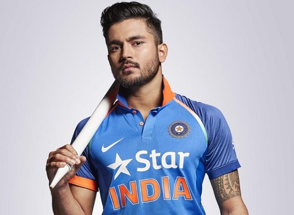 Dhoni Abused Manish Pandey &Amp; Called Him Bhootni Ke But Manish Pandey Still Praised Him 3 Dhoni Abused Manish Pandey & Called Him Bhootni Ke But Manish Pandey Still Praised Him - RVCJ Media