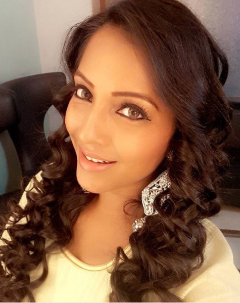 Remember Kaliyon Ka Chaman Girl Meghna Naidu? Here’s What She’s Up To Nowadays 10 Remember Kaliyon Ka Chaman Girl Meghna Naidu? Here’s What She’s Up To Nowadays - RVCJ Media