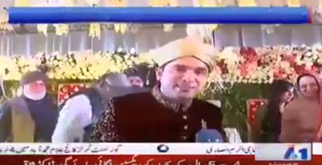 Pakistani Reporter Reported His Wedding And Interviewed His Wife. This Video Is Heights 2 Pakistani Reporter Reported His Wedding And Interviewed His Wife. This Video Is Heights - RVCJ Media