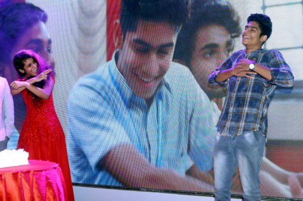 Priya Re-Acted Flying Kiss Scene While Promoting Film At An Event. Pics Are Too Good To Miss - RVCJ Media