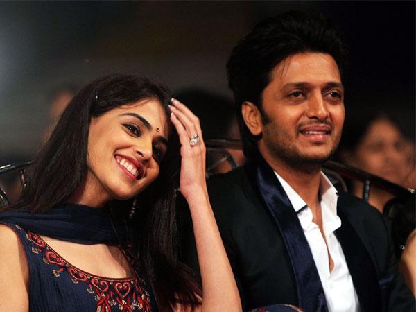 Genelia Wished Riteish A Happy Anniversary In An Ever So Cute Way, He Gave A Beautiful Reply 3 Genelia Wished Riteish A Happy Anniversary In An Ever So Cute Way, He Gave A Beautiful Reply - RVCJ Media