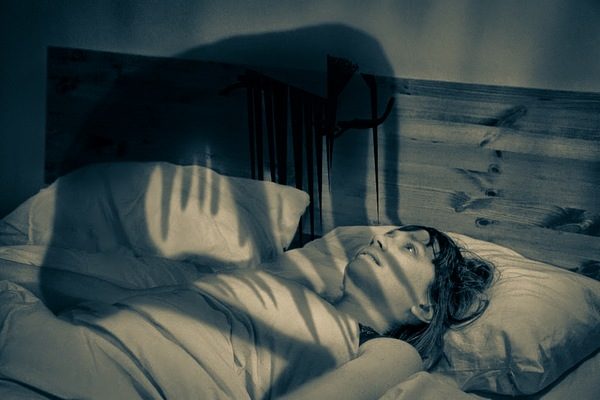 You Will Feel Huge Pressure On Your Chest And It Won't Let You Move. Facts About Sleep Paralysis RVCJ Media
