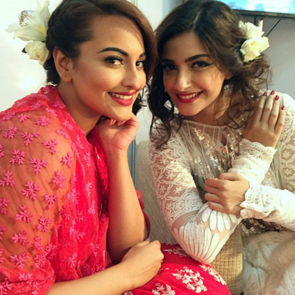 Sonam Kapoor Said Sorry To Sonakshi For Throwing Attitude. This Is How Sonakshi Replied 2 Sonam Kapoor Said Sorry To Sonakshi For Throwing Attitude. This Is How Sonakshi Replied - RVCJ Media