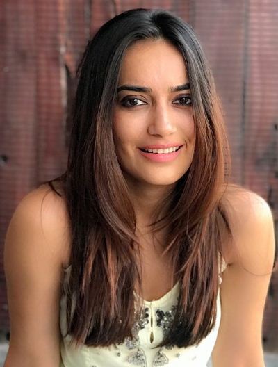 Meet The New Actress Who Has Replaced Mouni In Naagin 3. She's A Beauty - RVCJ Media