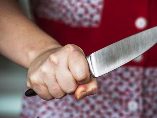 Woman Chops Off Boyfriend'S Private Part Because He Praised Other Woman 3 Woman Chops Off Boyfriend's Private Part Because He Praised Other Woman - RVCJ Media