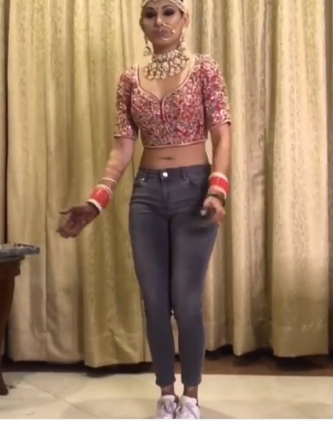 Desi Bride Did Belly Dance And Bhangra Wearing Choli And Jeans. People Are Going Crazy RVCJ Media