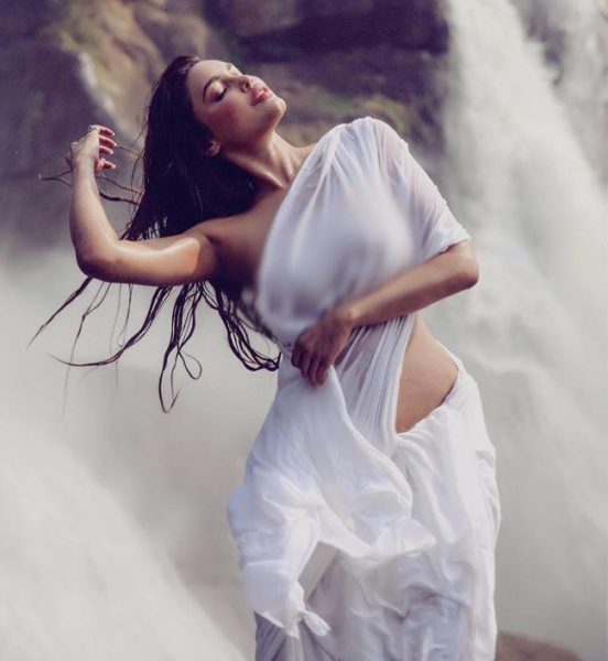 Ex Bigg Boss Contestant Got Trolled For Copying Mandakini Waterfall Scene 3 Ex Bigg Boss Contestant Got Trolled For Copying Mandakini Waterfall Scene - RVCJ Media