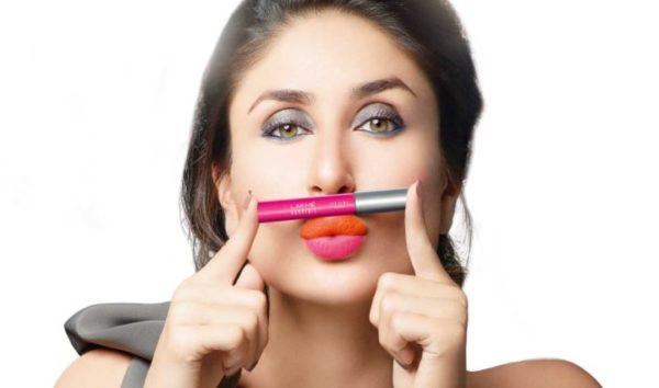 These Actresses Did Epic Lipstick Blunders. What Were They Thinking? 7 These Actresses Did Epic Lipstick Blunders. What Were They Thinking? - RVCJ Media