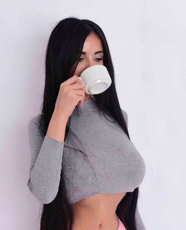 This Girl Spent Rs 3 Crores On Surgeries To Look Like Kim Kardashian. Results Are Beautiful - RVCJ Media