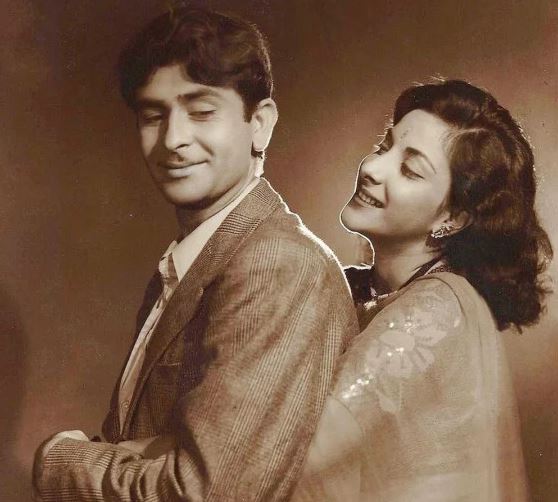 These Stars Had Secret Love Affairs. Most Of Them Were Involved In Extra-Marital Relationship 3 These Stars Had Secret Love Affairs. Most Of Them Were Involved In Extra-Marital Relationship - RVCJ Media