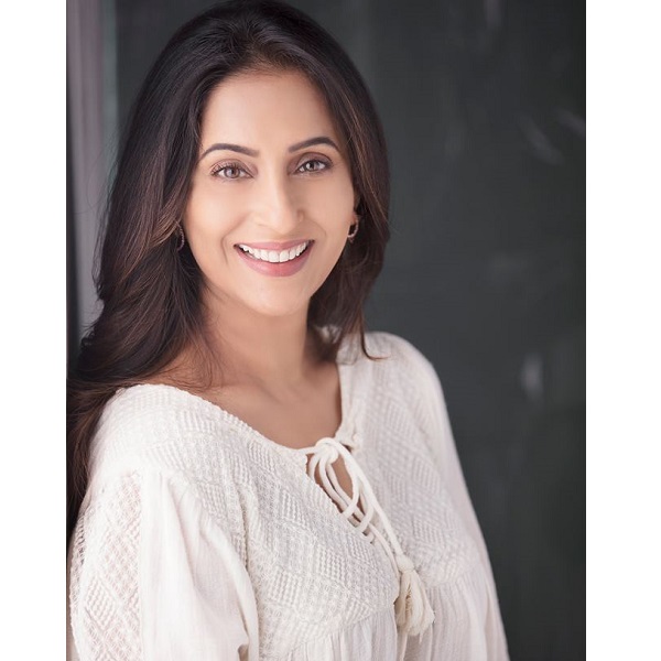 Remember Salman’s Sister In “Bandhan”? Even At The Age Of 52, She Looks So Hot &Amp; Young 3 Remember Salman’s Sister In “Bandhan”? Even At The Age Of 52, She Looks So Hot & Young - RVCJ Media