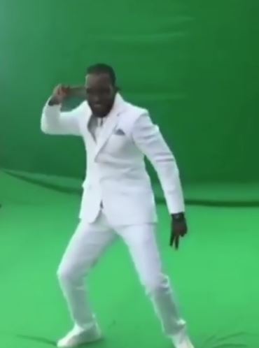 Sapna Choudhary Shares Chris Gayle'S Dance On Aakhiyan Ka Yo Kajal. Is It Real? 2 Sapna Choudhary Shares Chris Gayle's Dance On Aakhiyan Ka Yo Kajal. Is It Real? - RVCJ Media