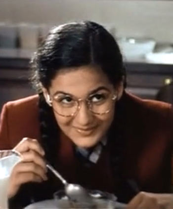 Remember Chutki In Ddlj? The Sister Of Simran Has Grown Up To Be A Stunning Lady 3 Remember Chutki In DDLJ? The Sister Of Simran Has Grown Up To Be A Stunning Lady - RVCJ Media