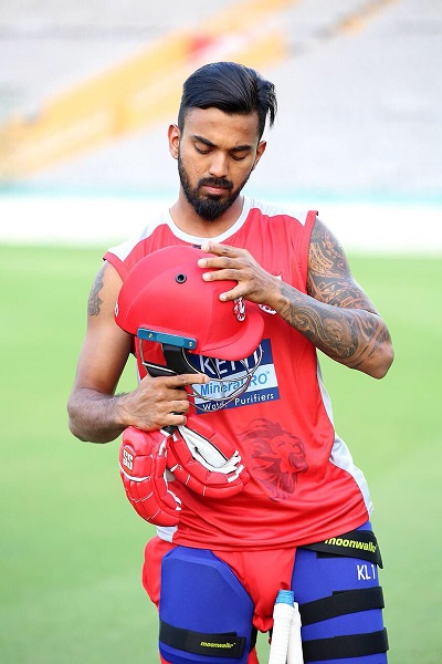 Pak Anchor Got Impressed With Kl Rahul &Amp; Tweeted This. Fans Think Kl Rahul Has Got A New Lover 2 Pak Anchor Got Impressed With KL Rahul & Tweeted This. Fans Think KL Rahul Has Got A New Lover - RVCJ Media