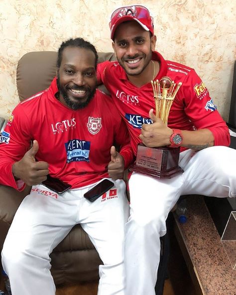 Manoj Tiwary And His Wife Make A Stunning Pair And These Pictures Are Proof 2 Manoj Tiwary And His Wife Make A Stunning Pair And These Pictures Are Proof - RVCJ Media