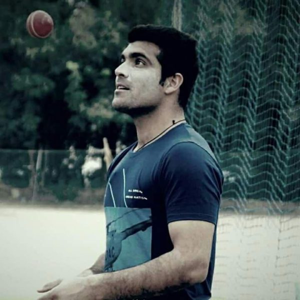 From Being A Watchman To Being Sold To Kxip For Rs 20 Lakhs, Manzoor Dar Truly Deserves This 3 From Being A Watchman To Being Sold To KXIP For Rs 20 Lakhs, Manzoor Dar Truly Deserves This - RVCJ Media