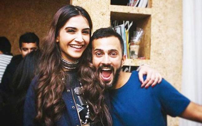Sonam’s Boyfriend Once Worked For This Company; Now His Property’s Value Is Rs 3000 Crore RVCJ Media