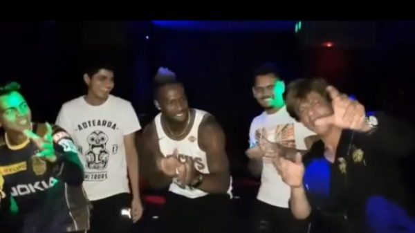 What SRK And Andre Russell Did After KKR’s Defeat Will Fill Your Hearts With Respect RVCJ Media