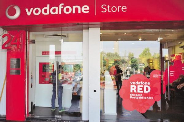 Big B Trolled Vodafone For Bad 4G Network. His Tweet Made Company Awake At Midnight 3 Big B Trolled Vodafone For Bad 4G Network. His Tweet Made Company Awake At Midnight - RVCJ Media