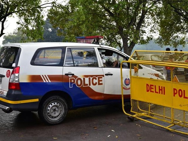 Rickshawala Came To Girl &Amp; Said, &Quot;Ab Toh Tu Mere Sath Hi Chalegi&Quot;. She Taught Him A Lesson For Life 2 Rickshawala Came To Girl & Said, "Ab Toh Tu Mere Sath Hi Chalegi". She Taught Him A Lesson For Life - RVCJ Media
