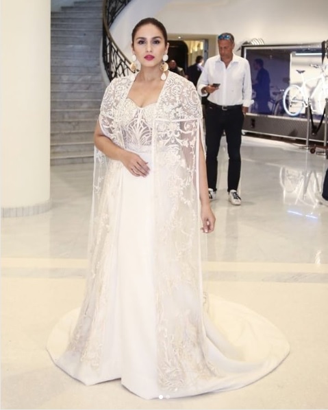 11 Times Bollywood Actresses Represented Indian Culture At Cannes &Amp; Looked The Most Beautiful 4 11 Times Bollywood Actresses Represented Indian Culture At Cannes & Looked The Most Beautiful - RVCJ Media