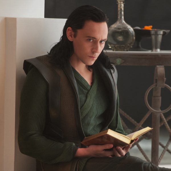 Tom Hiddleston Loki Pictures