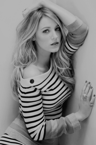 Meet Blake Lively, Wife Of Deadpool's Ryan Reynolds. She's Gorgeous - RVCJ Media
