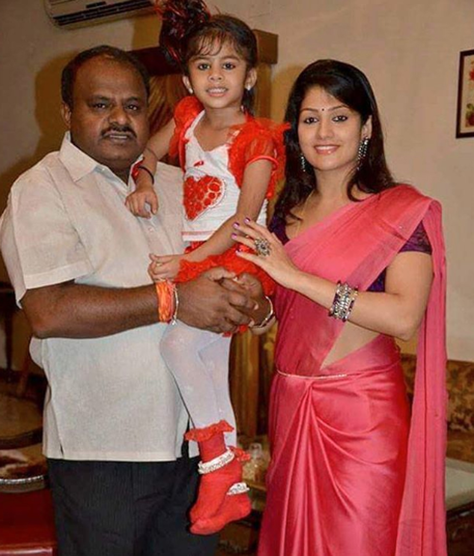 Meet Radhika, Beautiful Wife Of Karnataka Cm Kumaraswamy. She’s An Actress &Amp; Producer 3 Meet Radhika, Beautiful Wife Of Karnataka CM Kumaraswamy. She’s An Actress & Producer - RVCJ Media