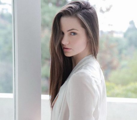 10 Extremely Gorgeous Adult Actresses In The World. Their Pics Will Make You Happy - RVCJ Media