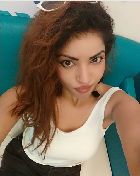 Bb10 Contestant Lokesh Kumari Has Lost Weight &Amp; Looks Unrecognisable. You’ll Wish To Be Like Her 8 BB10 Contestant Lokesh Kumari Has Lost Weight & Looks Unrecognisable. You’ll Wish To Be Like Her - RVCJ Media