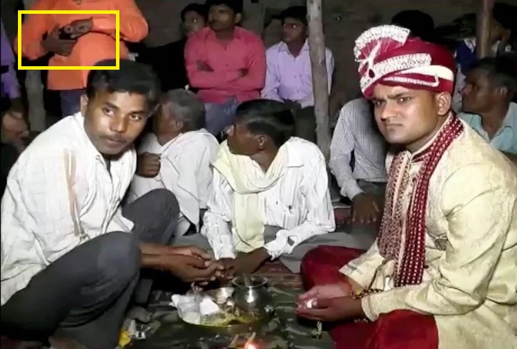 Even An Enemy Will Not Do What This Groom’s Friend Did In His Marriage Ceremony - RVCJ Media